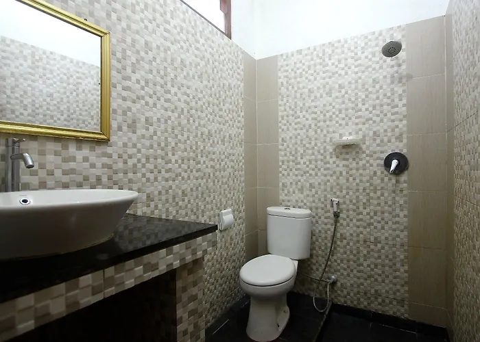 Yuliati House 招待所 2*