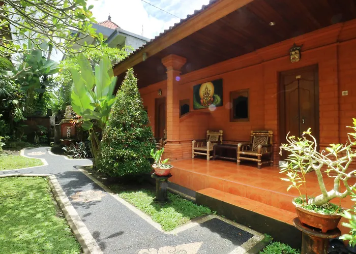 招待所 Yuliati House