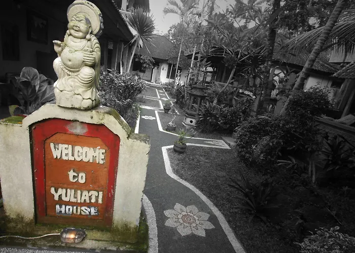 Yuliati House 乌布