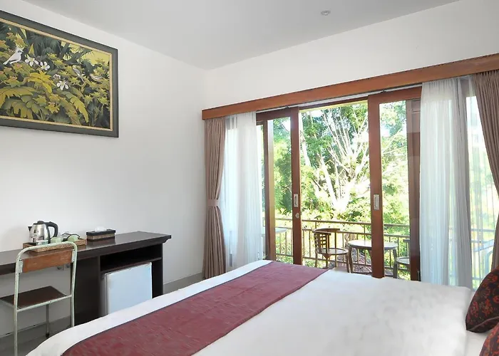 Yuliati House 2*